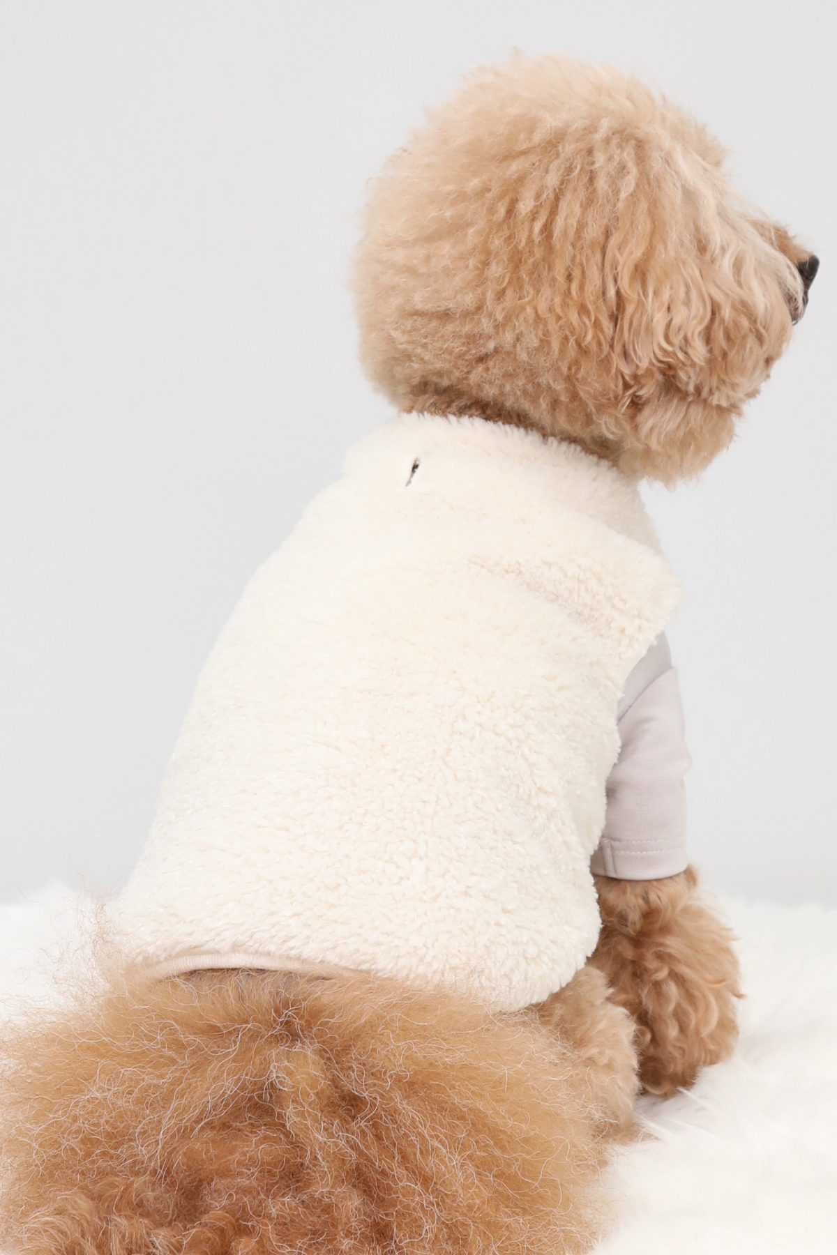 Puff Vest White｜犬 服 ボア ベスト ドッグウェア 冬 防寒