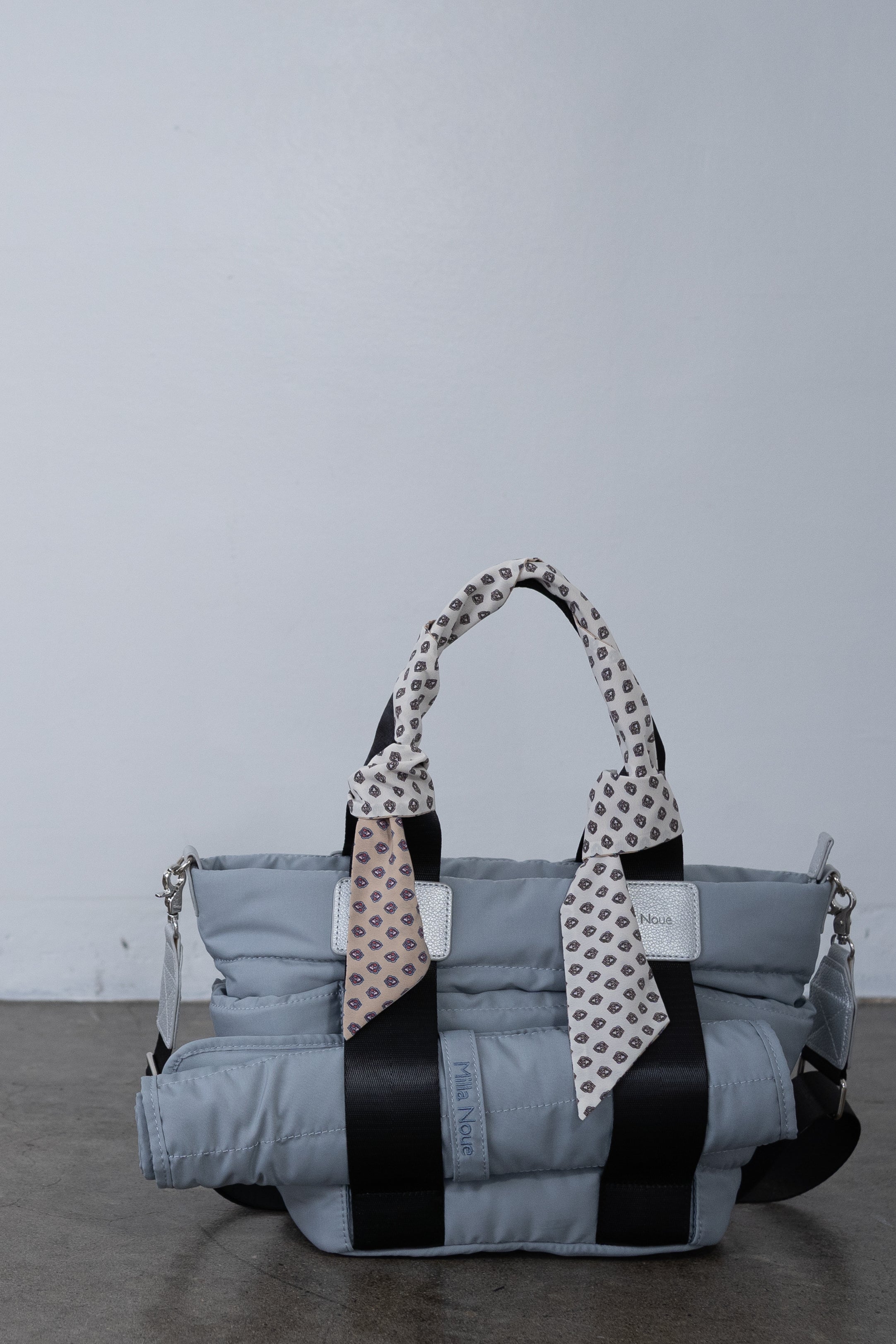 Walk Tote
