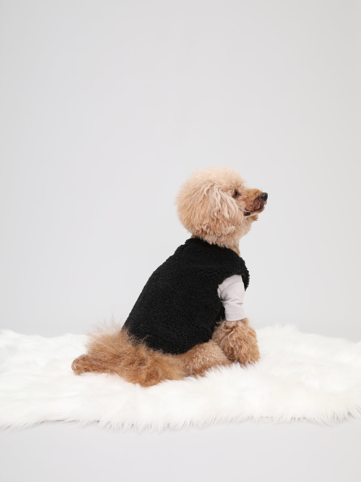 Puff Vest - Black｜軽く暖かなボアベスト