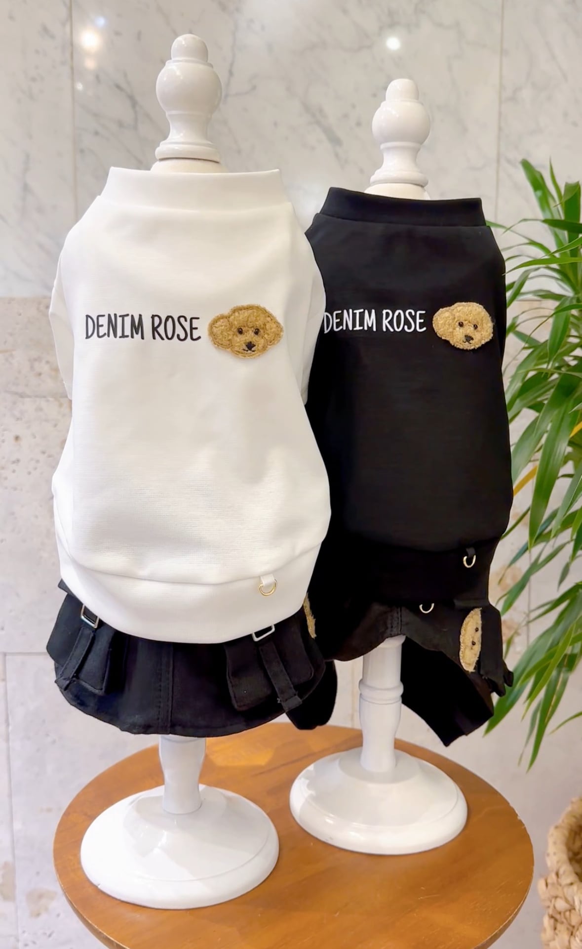 Denim Rose ワッペンロゴTシャツ